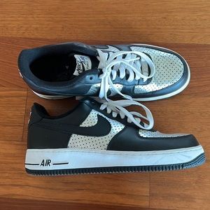 Nike airforce 1’s!